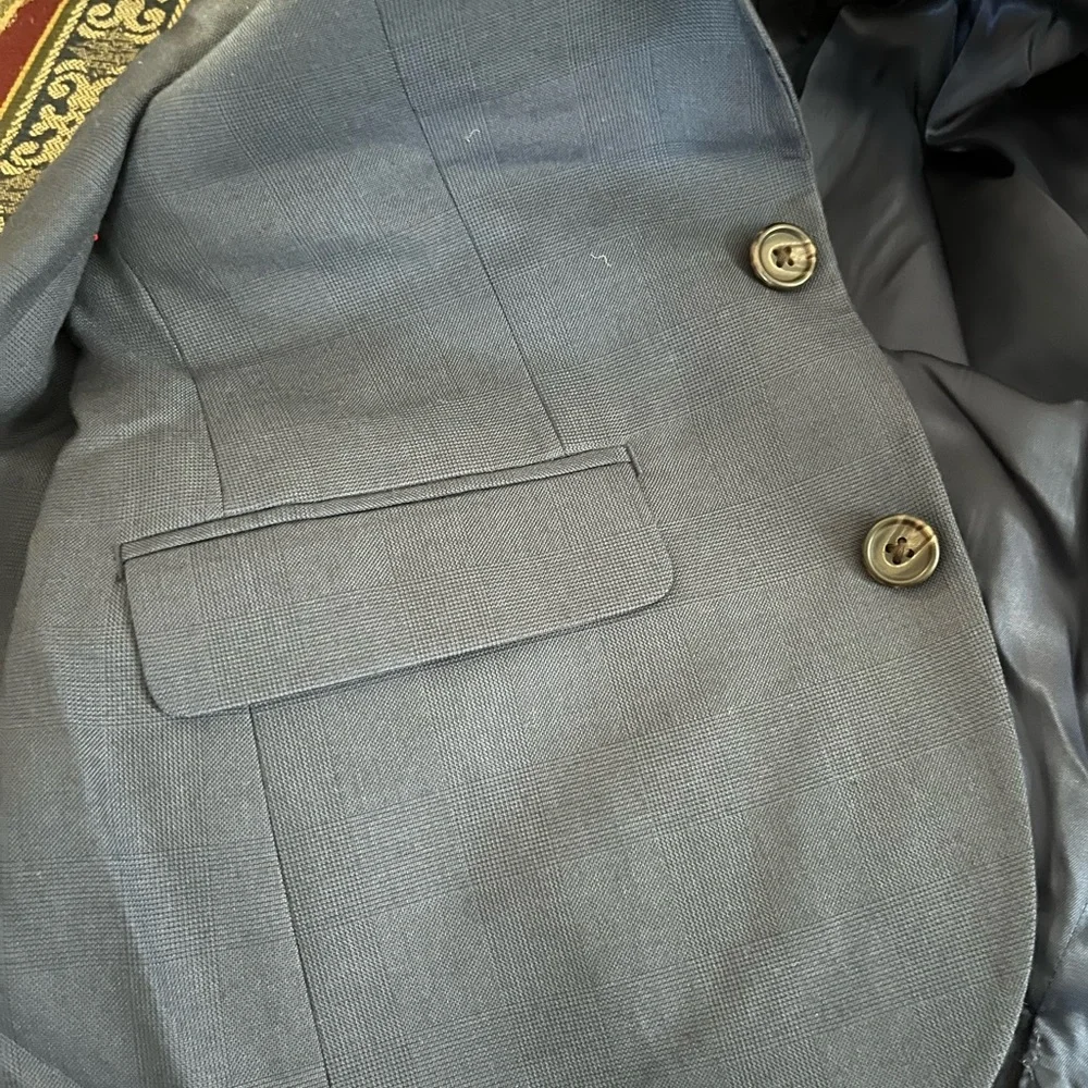 Boys Ralph Lauren navy blue suit.  With dress shirt.  Size 10r - Picture 11 of 17